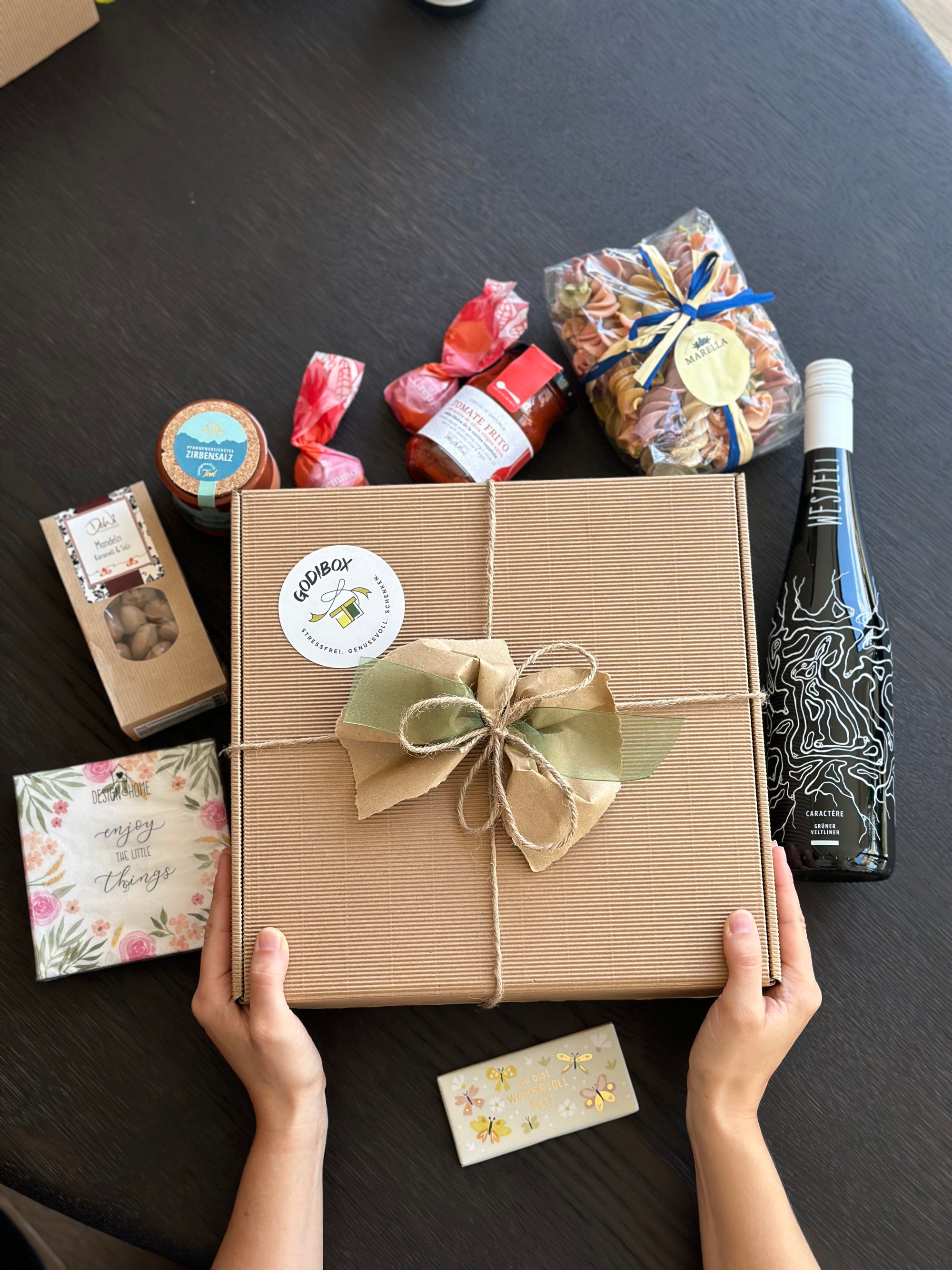 Individuell erstellte Geschenkbox