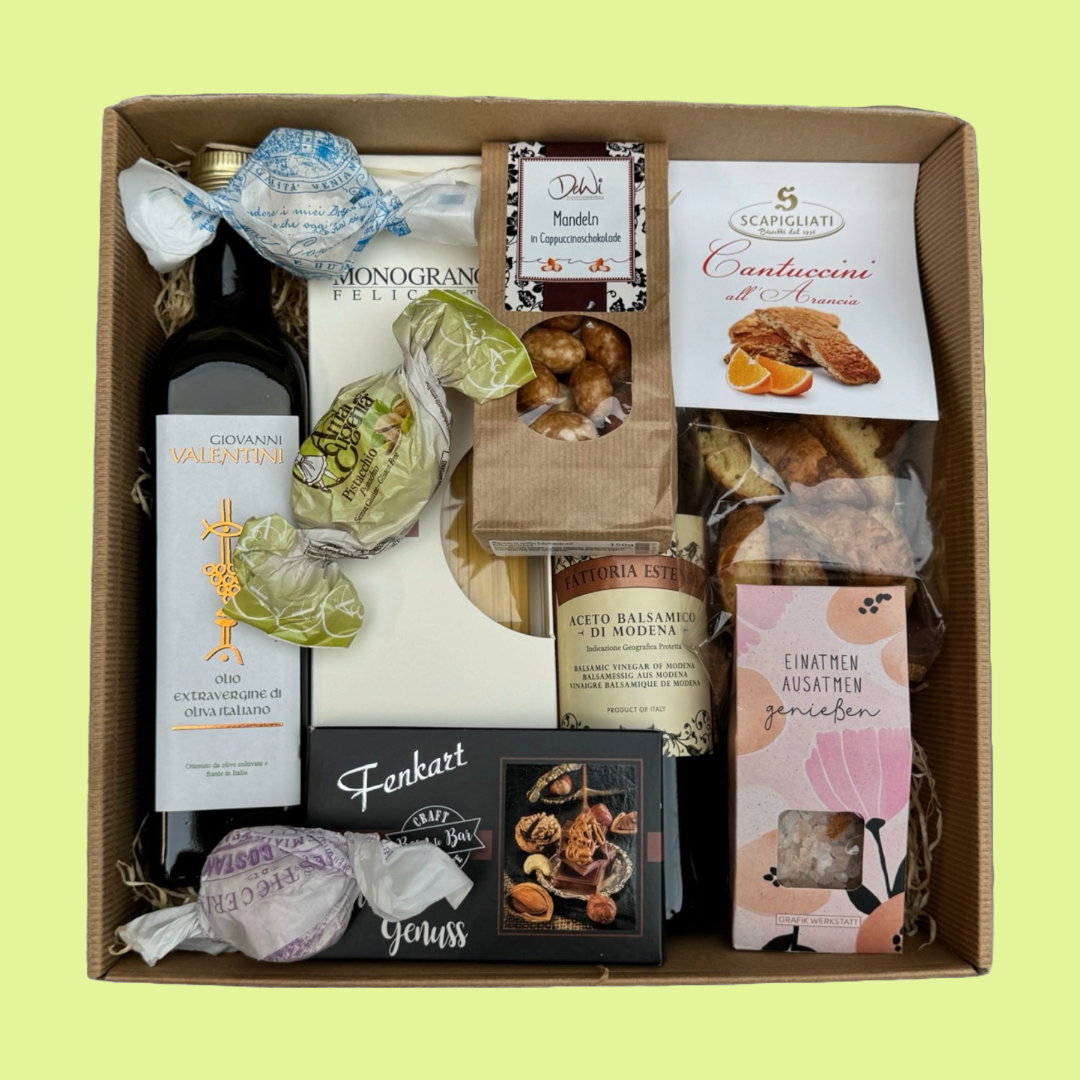 handverpackte Geschenkbox, kreative Geschenksidee,